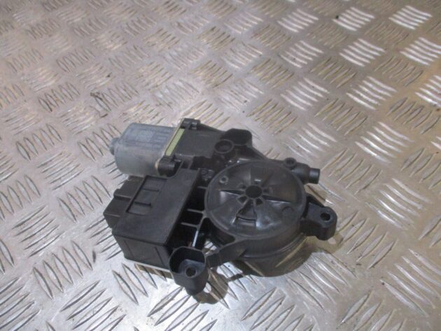 2016 GENUINE VW GOLF MK7 REAR LEFT PASSENGER SIDE WINDOW MOTOR 5Q0959811A - Image 2