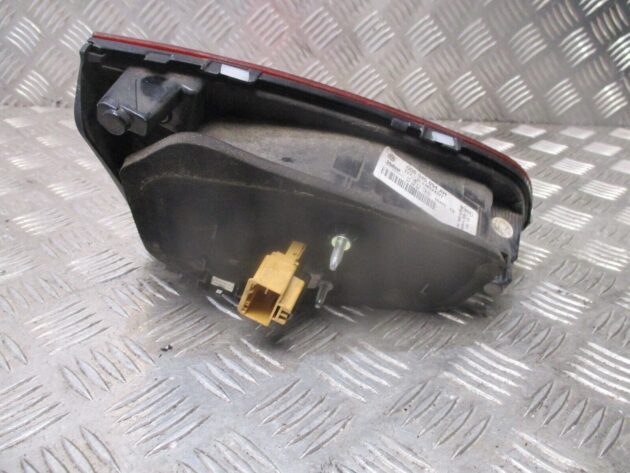 2018 GENUINE VW GOLF MK7 REAR RIGHT DRIVER SIDE INNER TAILLIGHT LAMP 5G0945094AH - Image 4