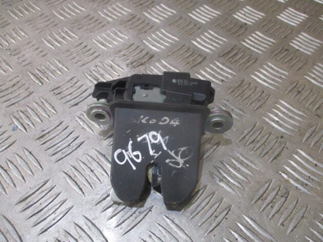 2012 GENUINE SKODA FABIA REAR TAILGATE BOOT LOCK MECHANISM 5J0827501C