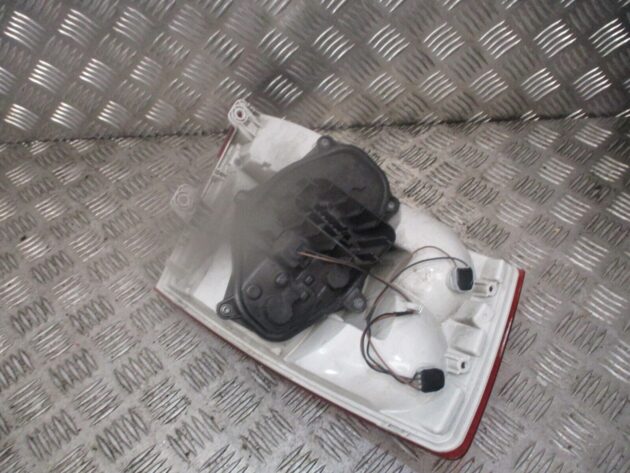 2016 GENUINE SKODA OCTAVIA REAR RIGHT DRIVER SIDE BODY LIGHT LAMP - Image 3
