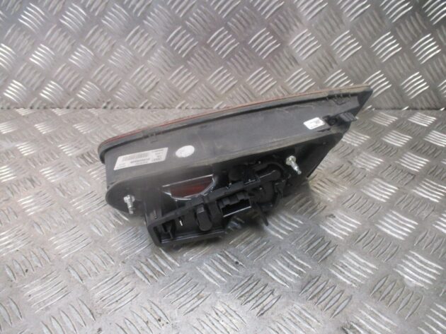 2013 AUDI A3 8V 3DR REAR LEFT PASSENGER SIDE INNER TAILLIGHT LAMP 8V3945093B OEM - Image 4