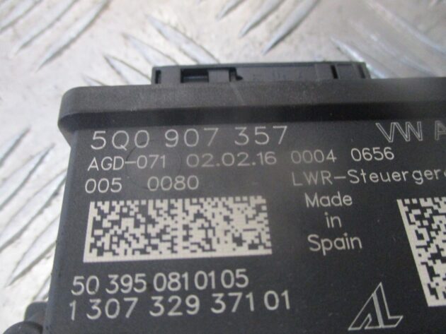 2017 GENUINE AUDI A3 8V HEADLIGHT RANGE CONTROL ECU MODEL 5Q0907357 - Image 2