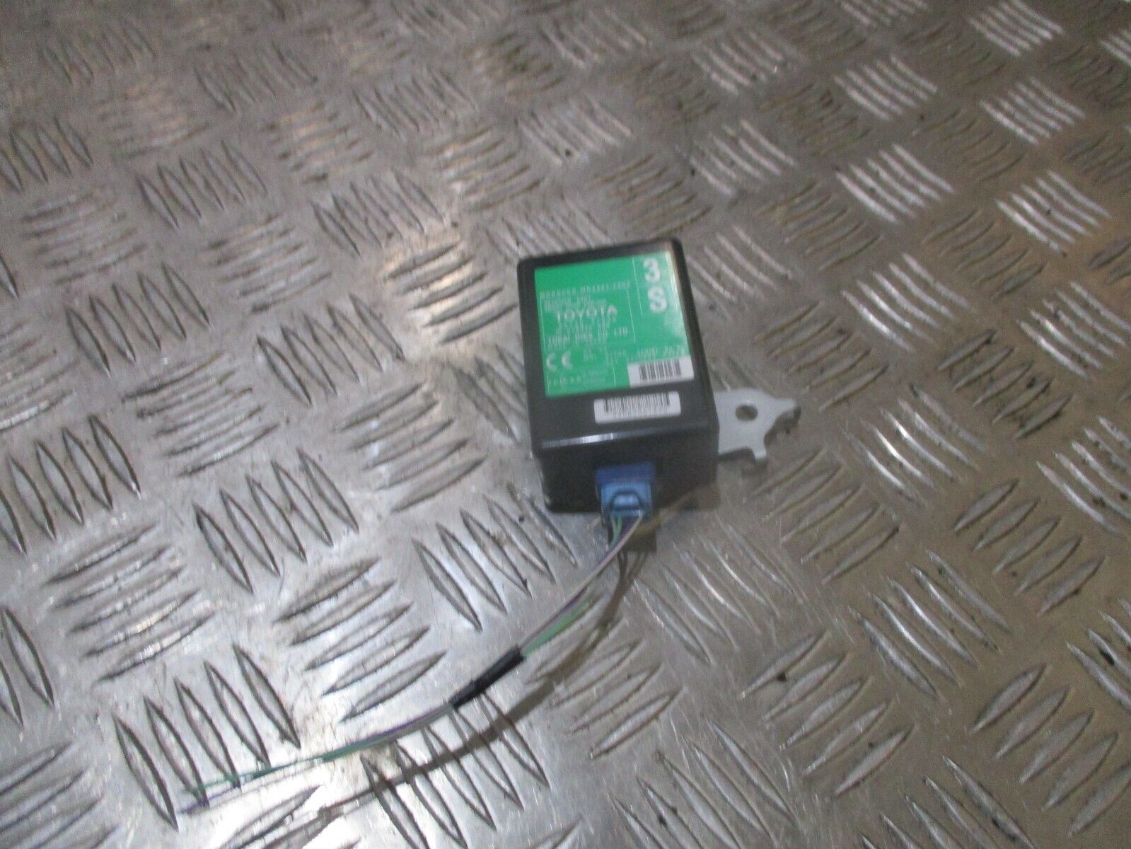 2014 GENUINE TOYOTA PRIUS SMART DOOR CONTROL UNIT MODULE 89740-47030