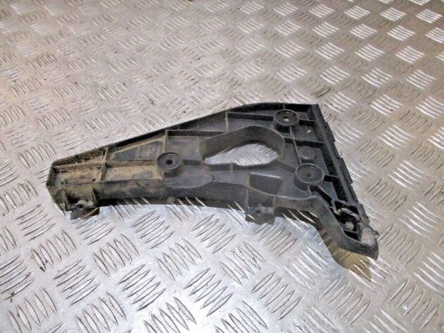 2015 GENUINE AUDI A1 REAR LEFT PASSENEGER SIDE BUMPER BRACKET 8XA807377A - Image 2