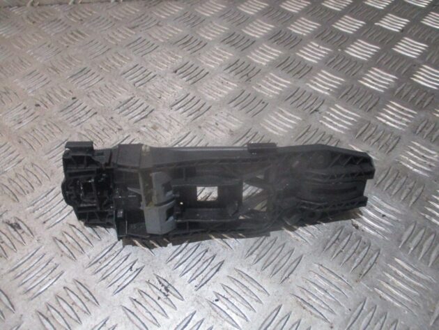 2018 GENUINE VW GOLF MK7 FRONT LEFT PASSENGER SIDE EXTERIOR DOOR HANDLE - Image 2