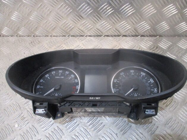 2013 GENUINE SKODA OCTAVIA SPEEDOMETER INSTRUMENT CLUSTER CLOCK 5E0920970D - Image 3