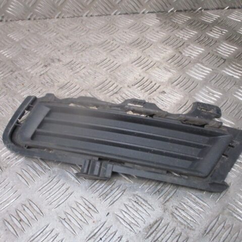 2015 GENUINE VW GOLF MK7 FRONT LEFT PASSENGER SIDE LOWER BUMPER GRILL 5G0853211D