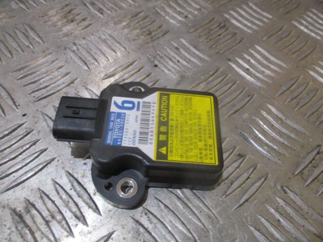 2014 GENUINE TOYOTA PRIUS 1.8 HYBRID YAW RATE SENSOR 89183-48030 - Image 4