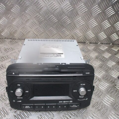 2013 GENUINE KIA PICANTO RADIO CD PLAYER HEAD UNIT 961701Y201MB2