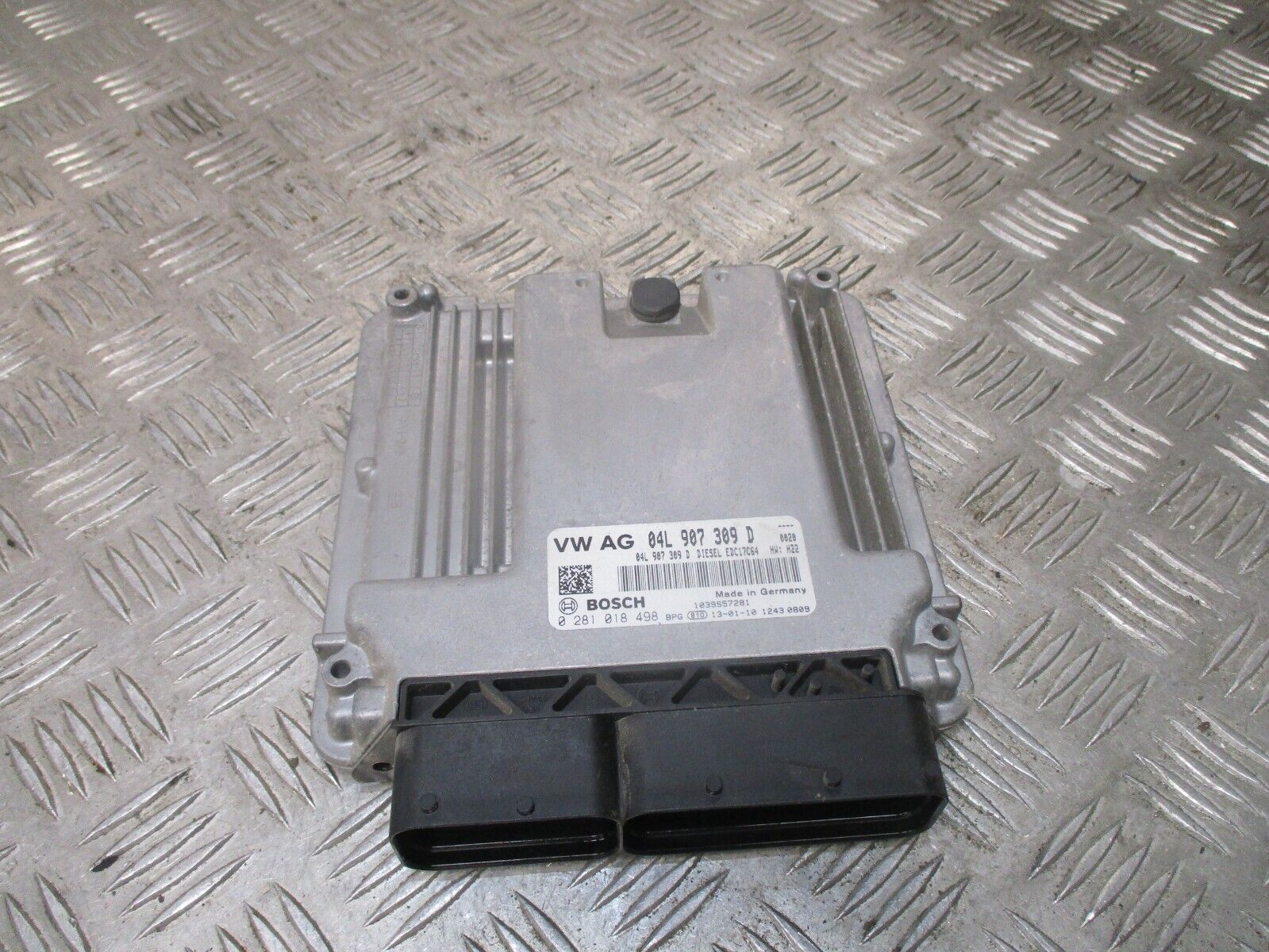 2015 GENUINE VW GOLF MK7 MANNUAL ENGINE ECU CONTROL MODULE 04L907309D - Image 3