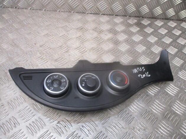2016 GENUINE TOYOTA YARIS AC CONTROLER CLIMATE CONTROL PANEL 55406-0D400 - Image 2