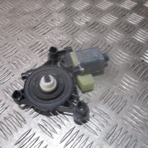 2016 GENUINE AUDI A3 8V SALOON REAR LEFT PASSENGER SIDE WINDOW MOTOR 5Q0959801