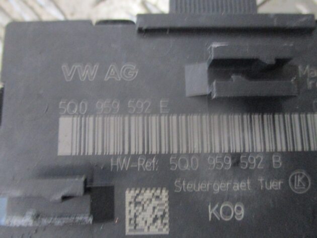 2016 AUDI A3 8V SALOON FRONT LEFT PASSENGER SIDE DOOR CONTROL MODULE 5Q0959592E - Image 2