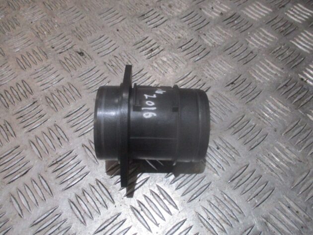 2016 GENUINE AUDI A3 8V 1.6 TDI MASS AIR FLOW METER SENSOR 04L906461B - Image 3