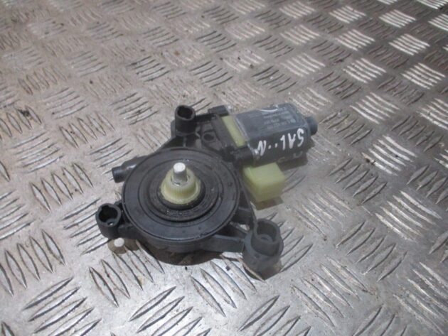 2016 GENUINE AUDI A3 8V SALOON FRONT RIGHT DRIVER SIDE WINDOW MOTOR 5Q0959801B