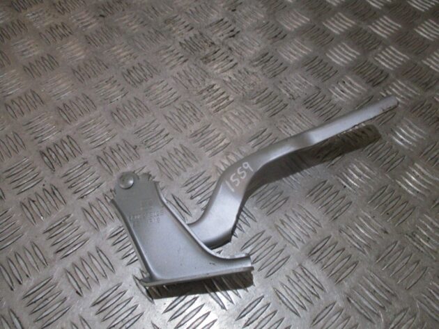 2014 GENUINE SEAT LEON FRONT RIGHT DRIVER SIDE BONNET HINGE 5F0823302B - Image 2