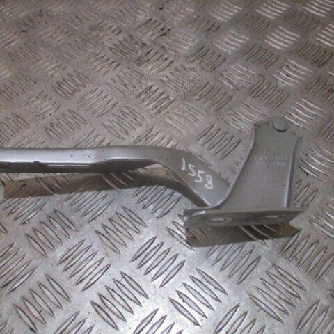 2014 GENUINE SEAT LEON FRONT LEFT PASSENGER SIDE BONNET HINGE 5F0823301B