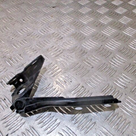 2012 GENUINE AUDI A3 8P FRONT RIGHT DRIVER SIDE BONNET HINGE 8P0823302B
