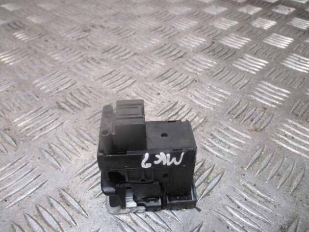 2015 GENUINE VW GOLF MK7 PARKING BRAKE SWITCH AUTO HOLD SWITCH 5G0927225D - Image 2