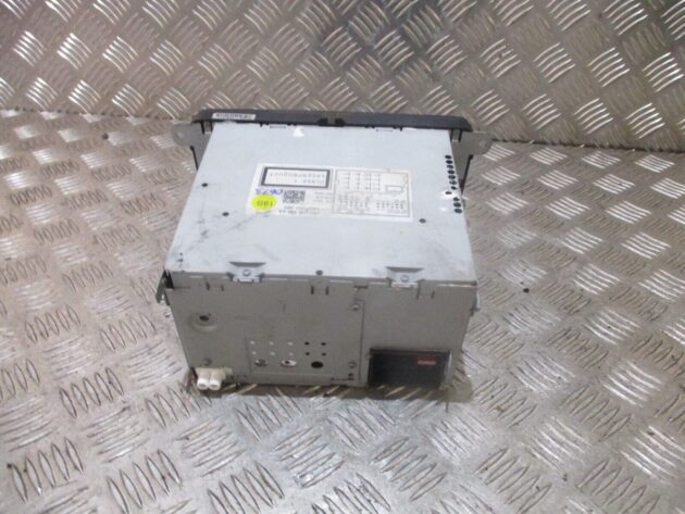 2012 GENUINE VW GOLF MK6 RADIO CD PLAYER HEAD UNIT 1K0035186AA - Image 3