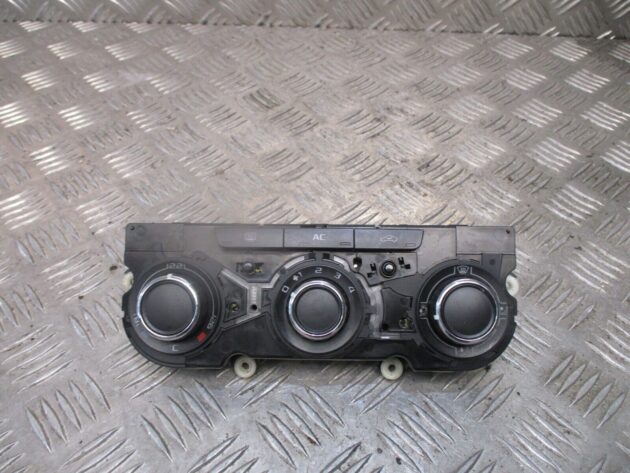 2013 GENUINE SKODA SUPERB AC HEATER CLIMATE CONTROL UNIT 3T0820047M - Image 4