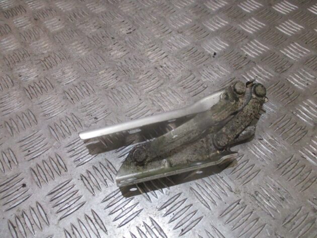 2012 GENUINE VW GOLF MK6 LEFT PASSENGER SIDE BONNET HINGE 5K0823301 - Image 2
