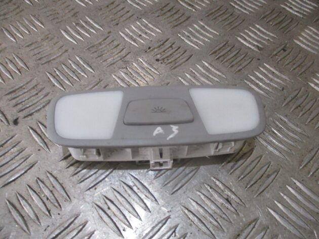 2014 GENUINE AUDI A1 8X REAR INTERIOR ROOF READING LIGHT LAMP 8U0 947 111 BC5 - Image 3