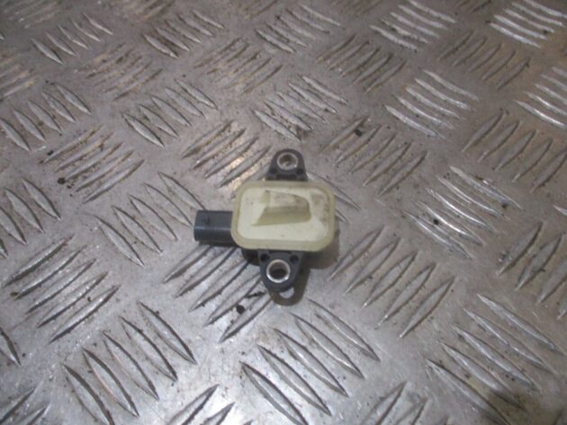 2012 GENUINE VW AUDI SKODA SEAT AIRBG IMPACT CRASH SENSOR 4H0955557 - Image 3