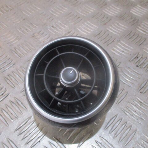 2014 GENUINE AUDI A1 8X FRONT DASHBOARD AIRVENT 8X2820951