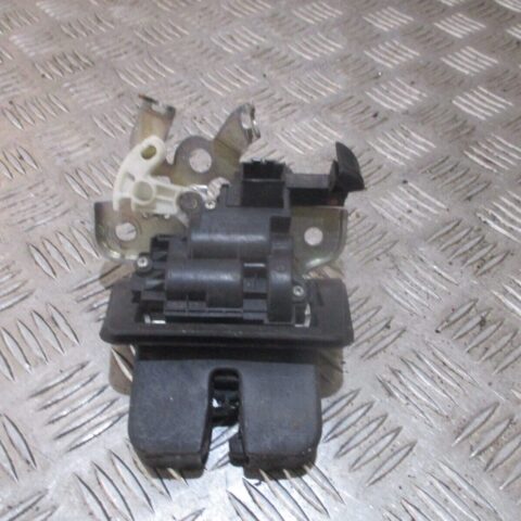 2013 GENUINE AUDI A3 HATCHBACK REAR TAILGATE BOOT LOCK MECHANISM 8R0827505