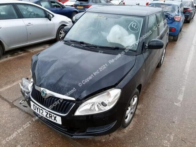 2012 SKODA FABIA 1.2 CGPA PETROL MANUAL TRANSMISSION BREAKING ENGINE HGLIGHT ETC - Image 4