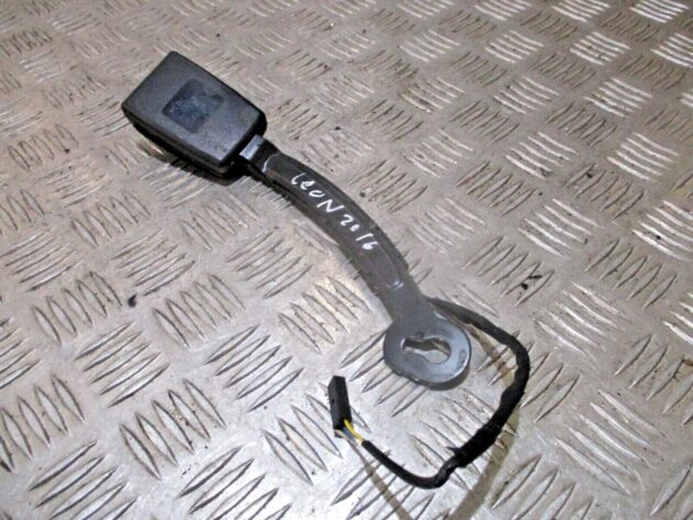 2016 GENUINE SEAT LEON FRONT RIGHT DRIVER SIDE SEAT BELT BUCKLE STALK 5F0857756