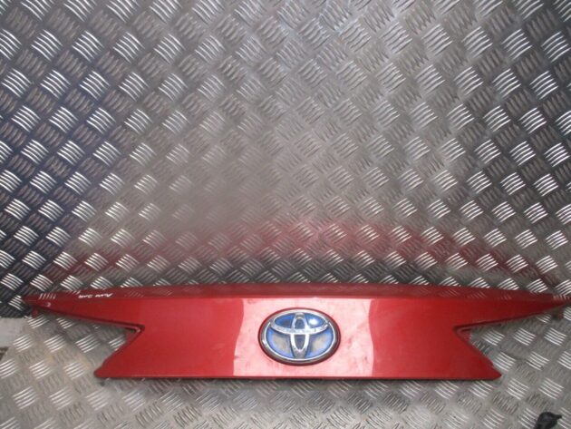 2014 TOYOTA AURIS ESTATE 5DR TAILGATE BOOT LID CENTER COVER TRIM 76811-02830 - Image 2