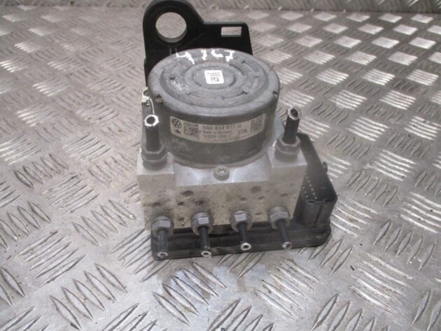 2013 GENUINE SEAT LEON ABS PUMP CONTROL UNIT MODULE 5Q0614517Q 5Q0907379R
