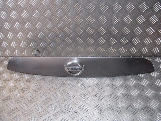 2016 GENUINE NISSAN JUKE TAILGATE BOOT PUSH RELEASE HANDLE WITH TRIM 90868BV80A