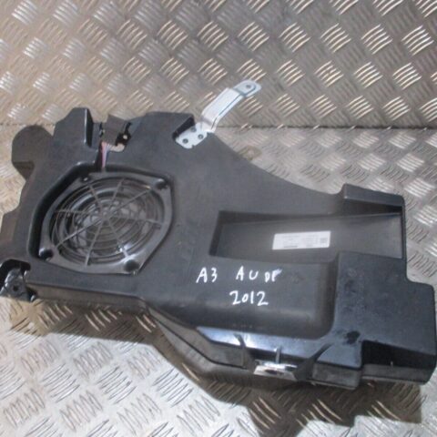 2012 GENUINE AUDI A3 8P SLINE BOSE SUBWOOFER 8P4035382C