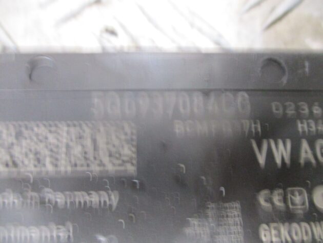 2015 GENUINE SKODA OCTAVIA BCM BODY CONTROL MODULE 5Q0937084CG - Image 2