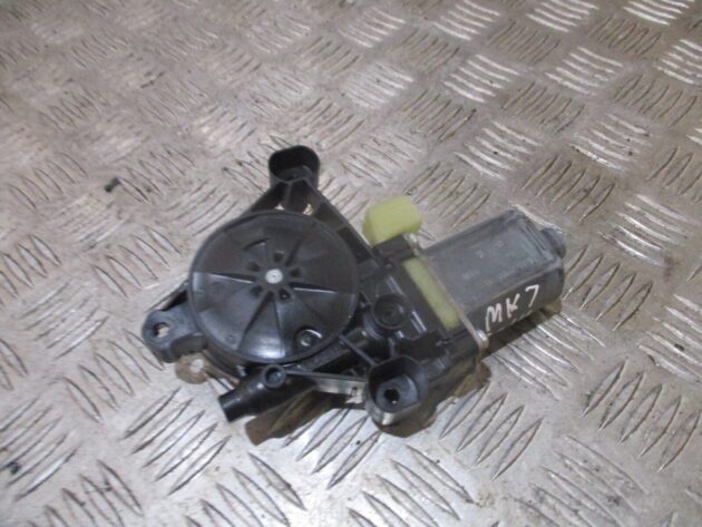 2014 GENUINE VW GOLF MK7 FRONT LEFT PASSENGER SIDE WINDOW MOTOR 5Q0959801B - Image 2