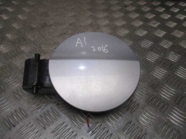 2016 GENUINE AUDI A1 REAR FUEL FILLER FLAP CAP 8X0809906