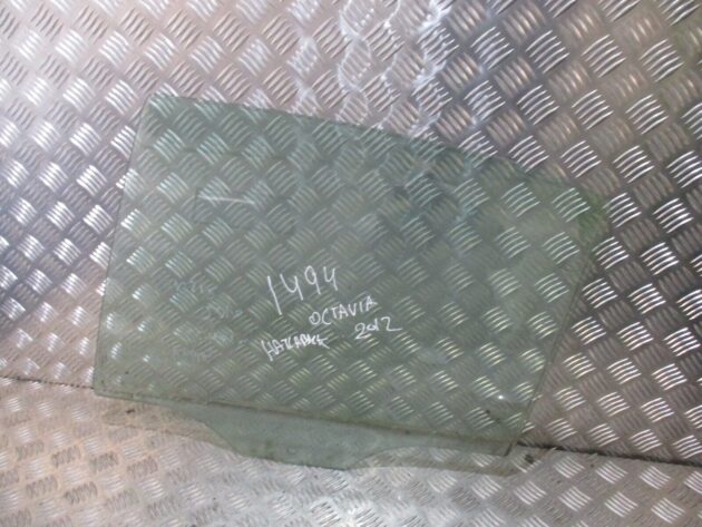 2012 GENUINE SKODA OCTAVIA HATCHB REAR LEFT PASSENGER SIDE DOOR WINDOW GLASS NSR - Image 3