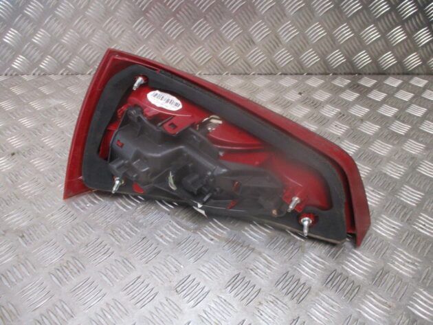 2016 GENUINE AUDI A1 3DOOR REAR LEFT PASSENGER SIDE TAILLIGHT LAMP 8X0945093D - Image 3