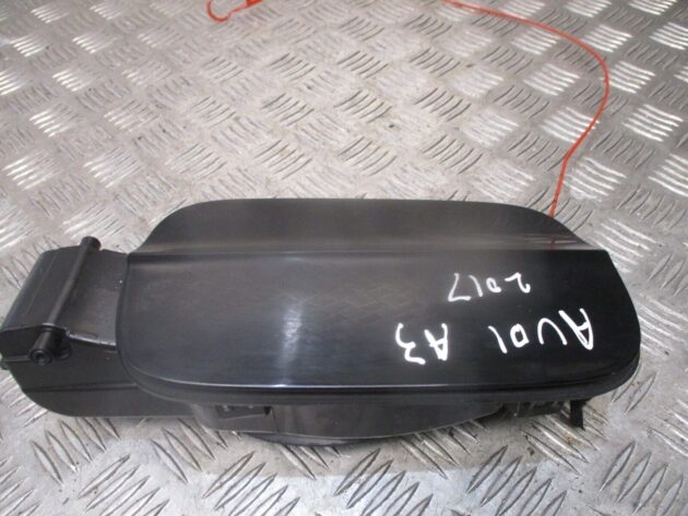 2017 GENUINE AUDI A3 8V 3DR REAR FUEL FILLER FLAP CAP 8V3809906D - Image 2