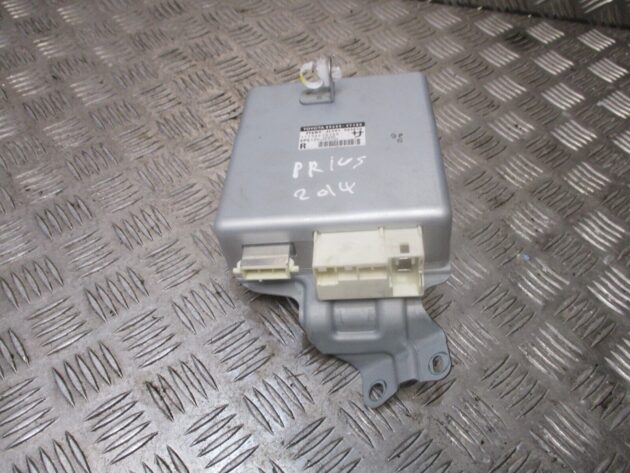2014 GENUINE TOYOTA PRIUS HYBRID POWER STEERING CONTROL MODULE ECU 89650-47480