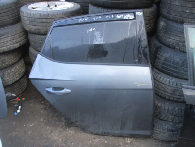 2015 GENUINE SEAT LEON HATCHBACK REAR RIGHT DRIVER SIDE BARE SHELL DOOR - Image 3