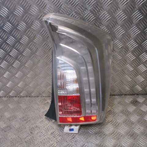 2014 GENUINE TOYOTA PRIUS REAR LEFT PASSENEGER SIDE TAILLIGHT LAMP