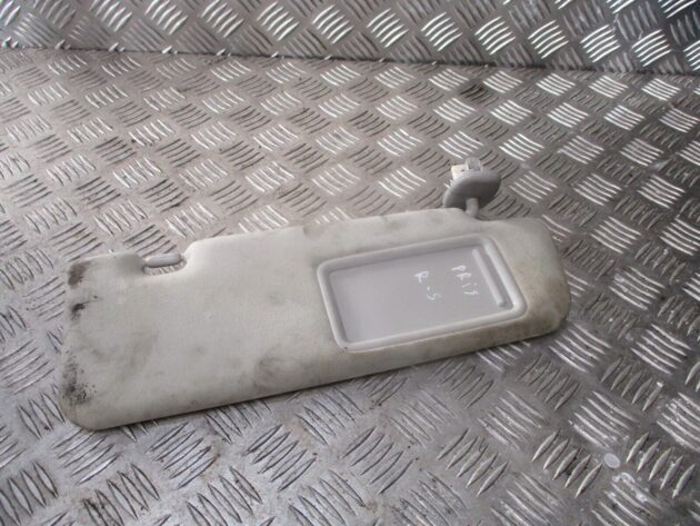 2014 GENUINE TOYOTA PRIUS FRONT RIGHT DRIVER SIDE SUNVISOR OSF
