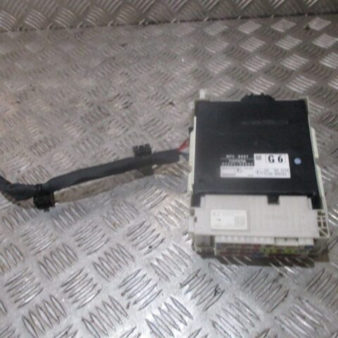 2010 TOYOTA AURIS 1.8 HYBRID COMFORT CONTROL MODULE 89221-02321 82730-12T80 OEM