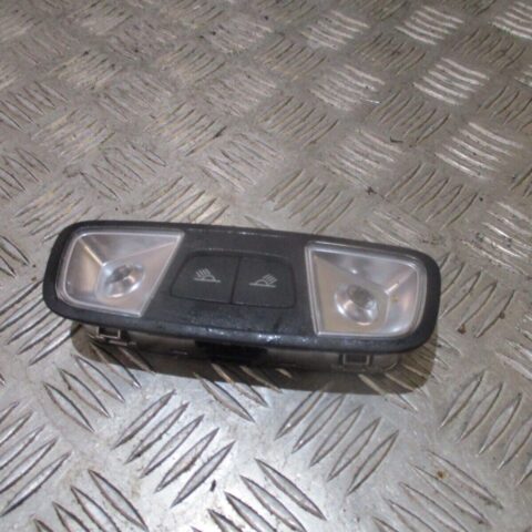 2013 GENUINE AUDI A3 8V INTERIOR READING LIGHT LAMP 8V0947111A