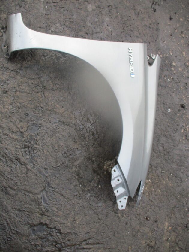 2014 GENUINE TOYOTA AURIS FRONT RIGHT DRIVER SIDE WING FENDER OSF - Image 2
