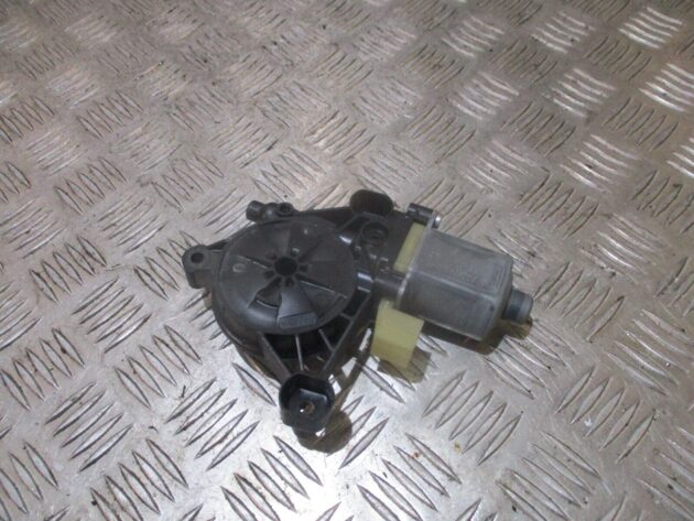 2013 GENUINE AUDI A3 8V FRONT RIGHT DRIVER WINDOW MOTOR 5Q0959802 - Image 3